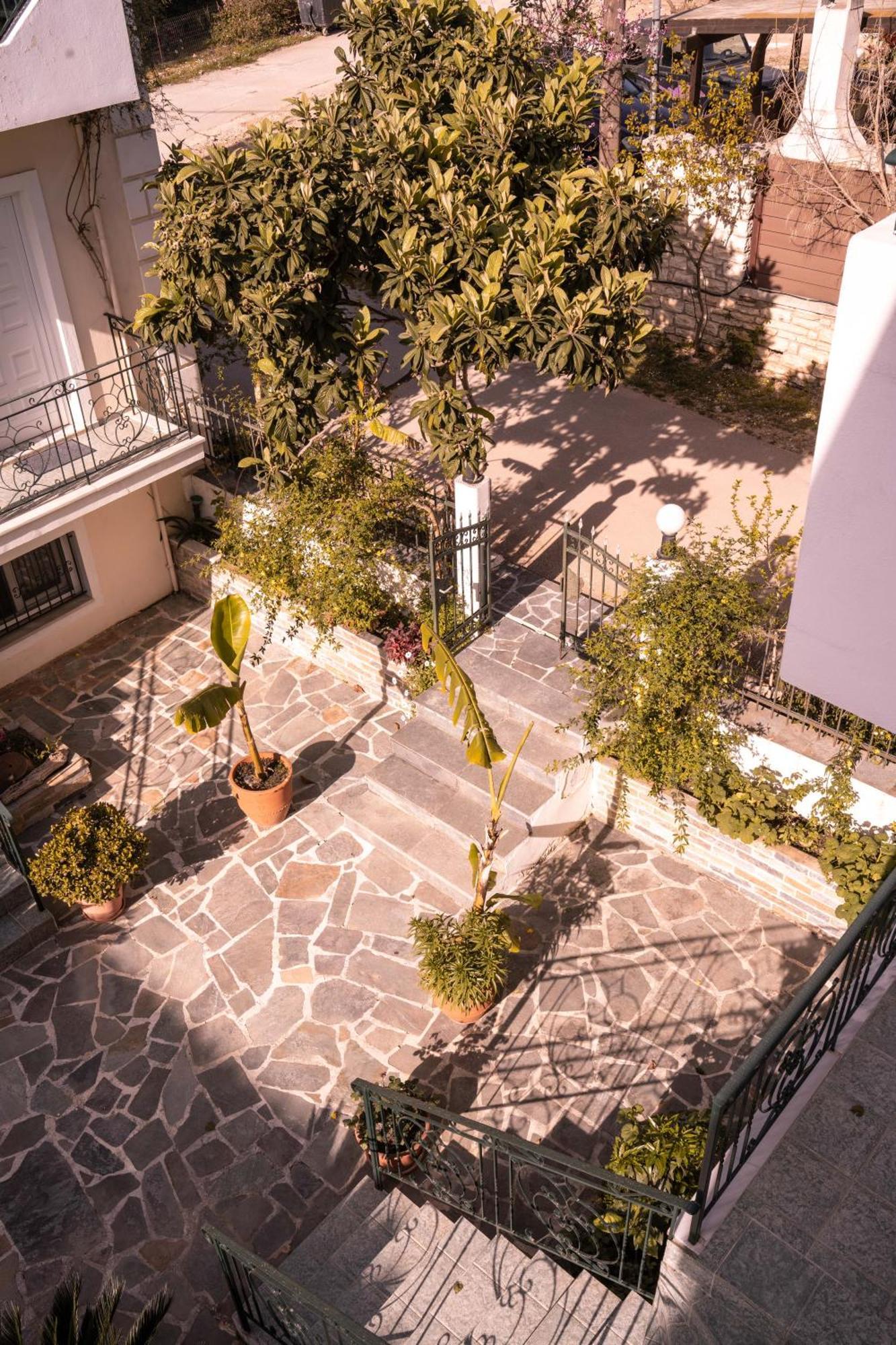 Chrisanthi Apartments Sívota Exterior foto